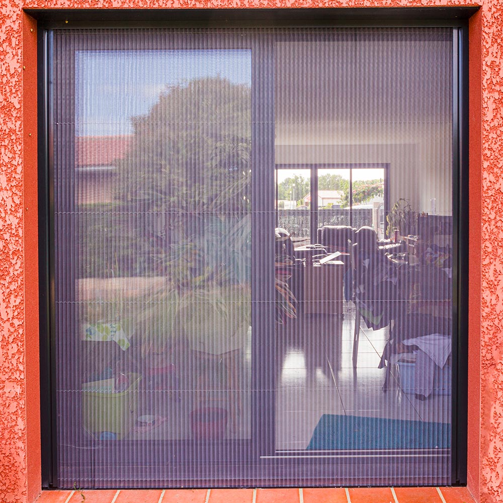 Moustiquaire-plissee-22-laterale